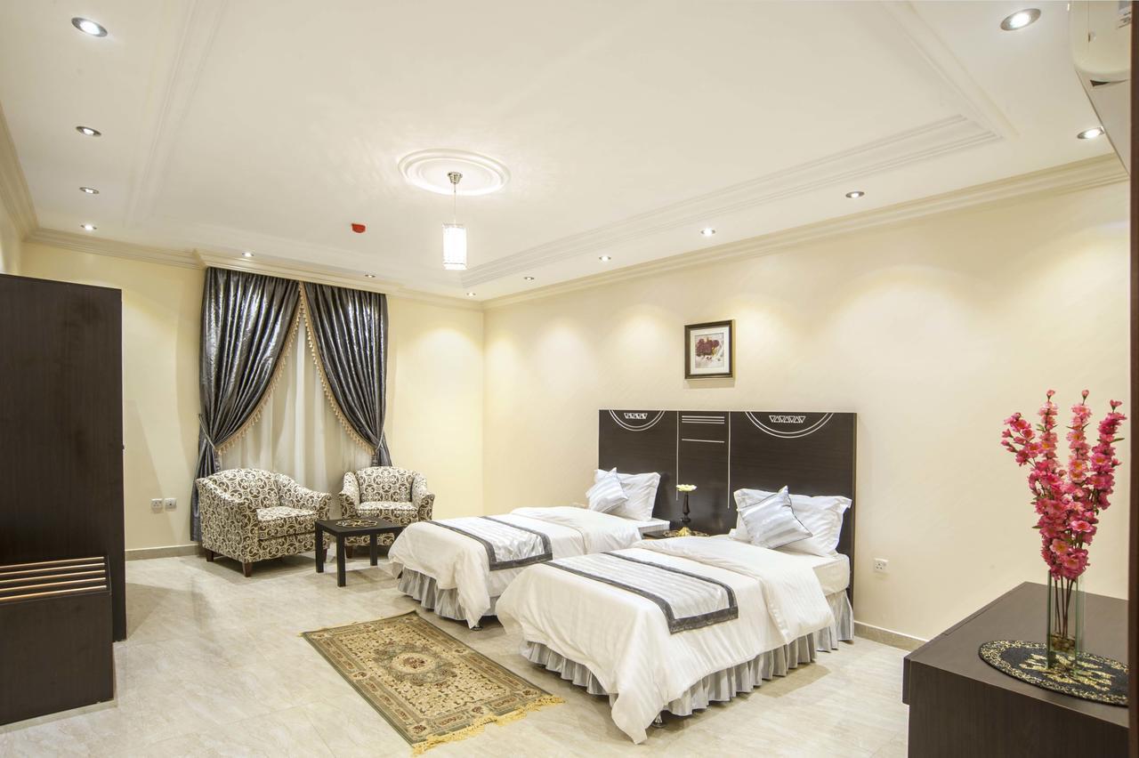 Al Ezzah Palace Hotel Suites Dzsidda Kültér fotó
