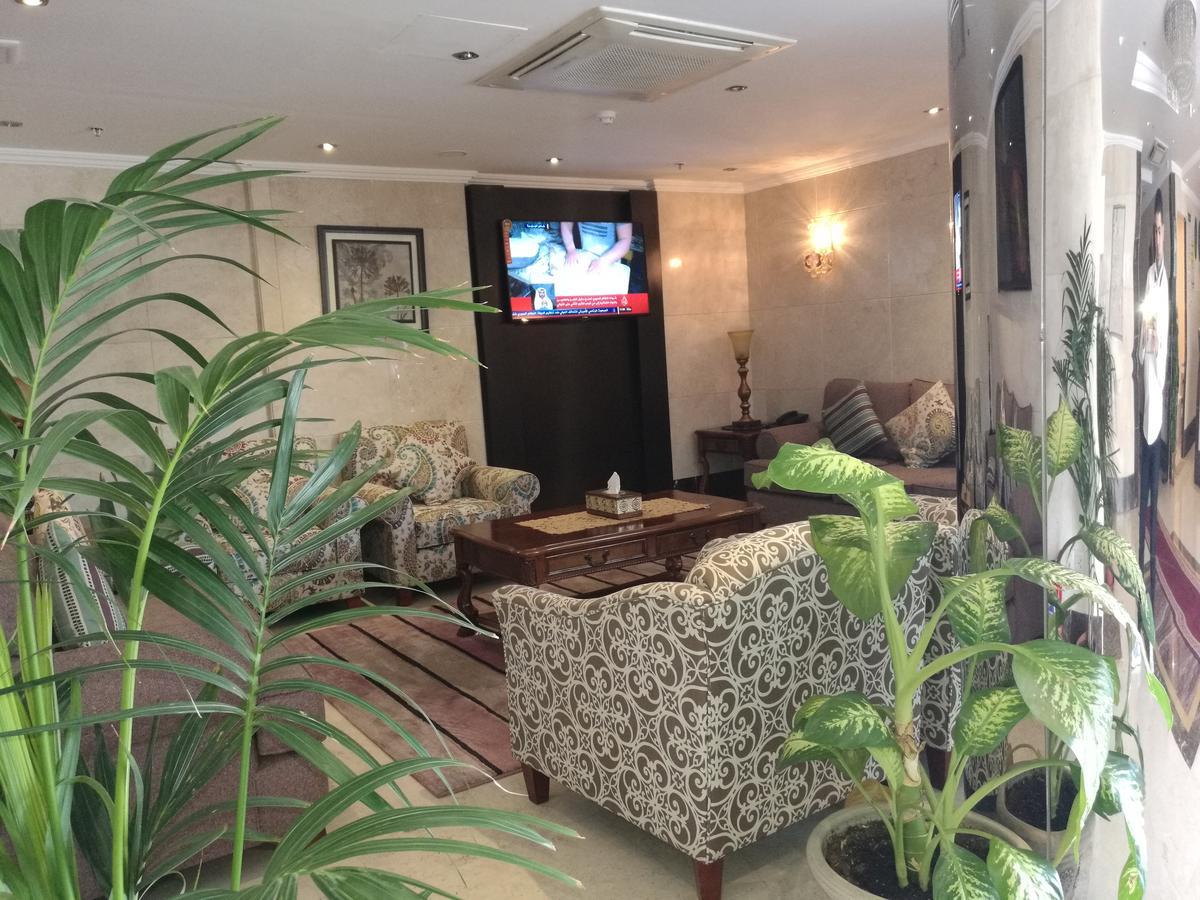 Al Ezzah Palace Hotel Suites Dzsidda Kültér fotó